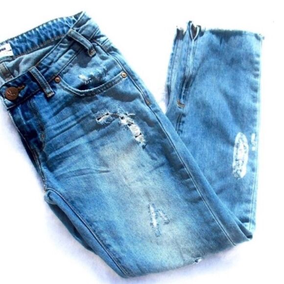 One Teaspoon Distressed Ankle Jeans - Picture 2 of 9